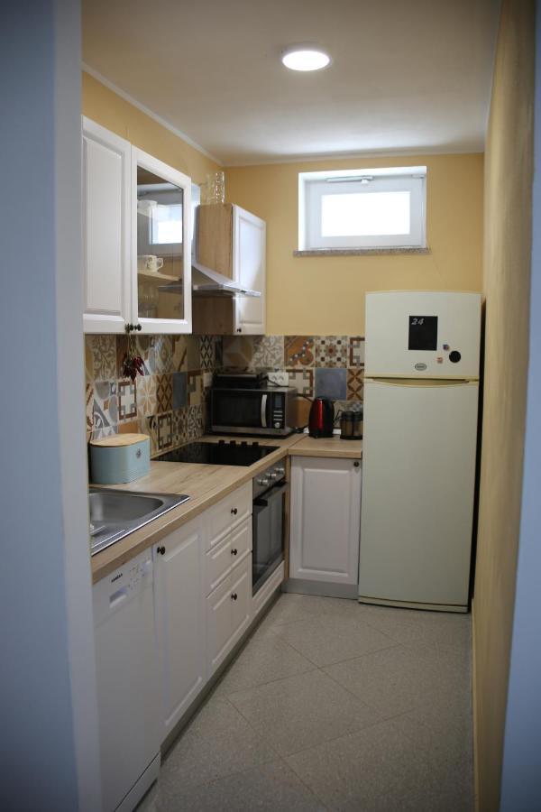 Apartment Nola Porozina Bagian luar foto